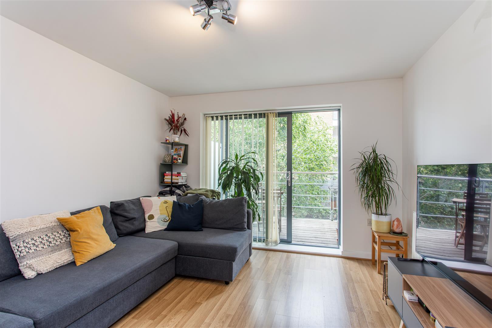 Fielder Apartments, Mile End